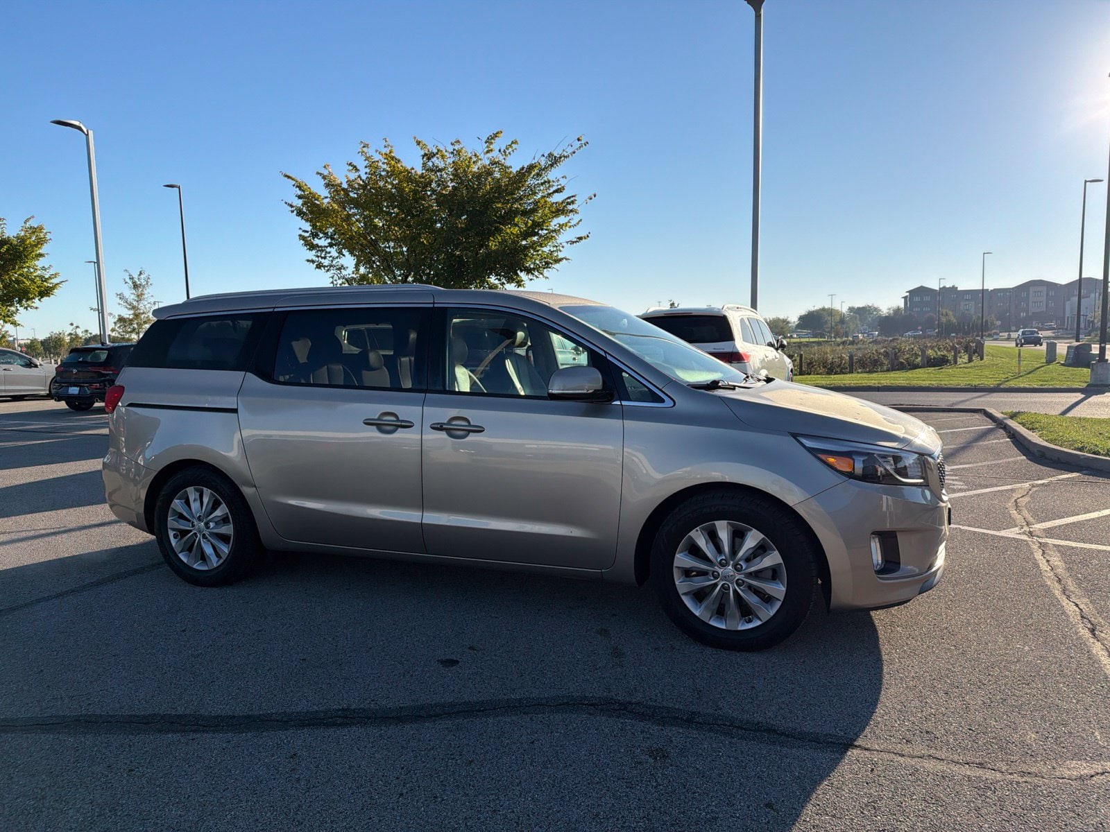 Used 2015 Kia Sedona EX with VIN KNDMC5C11F6054827 for sale in Noblesville, IN