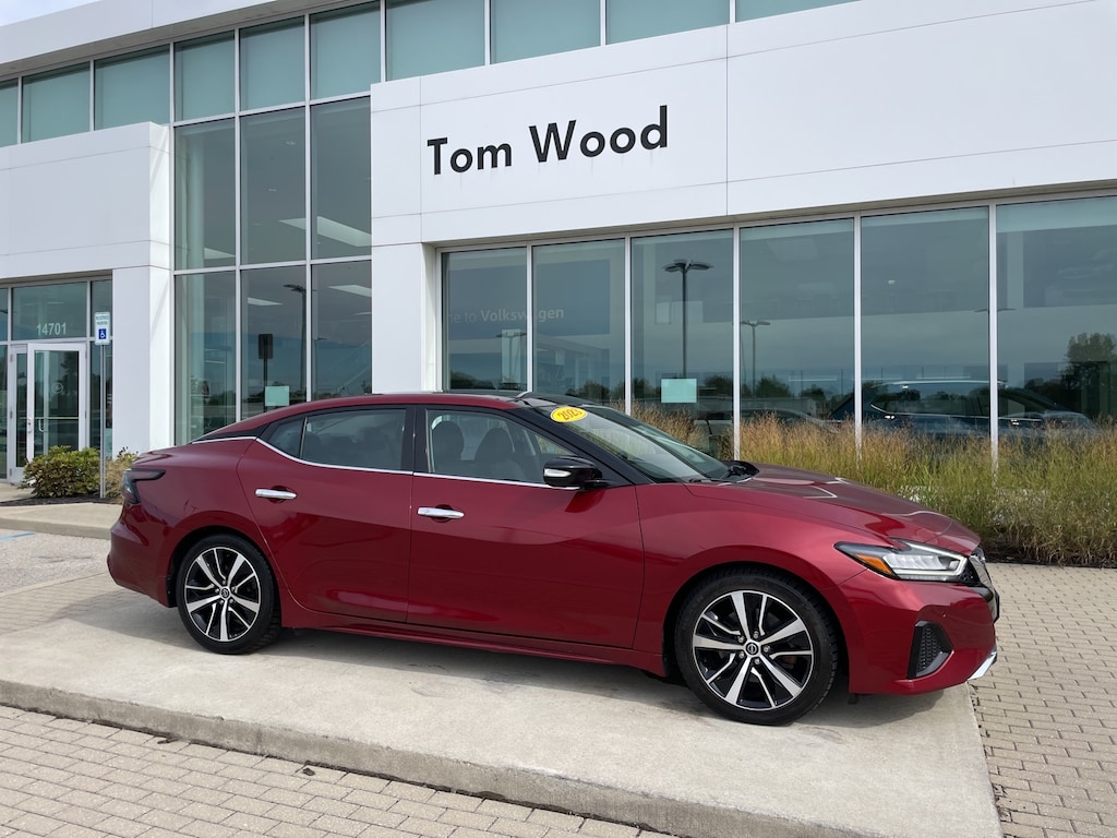 Used 2023 Nissan Maxima SL Sedan