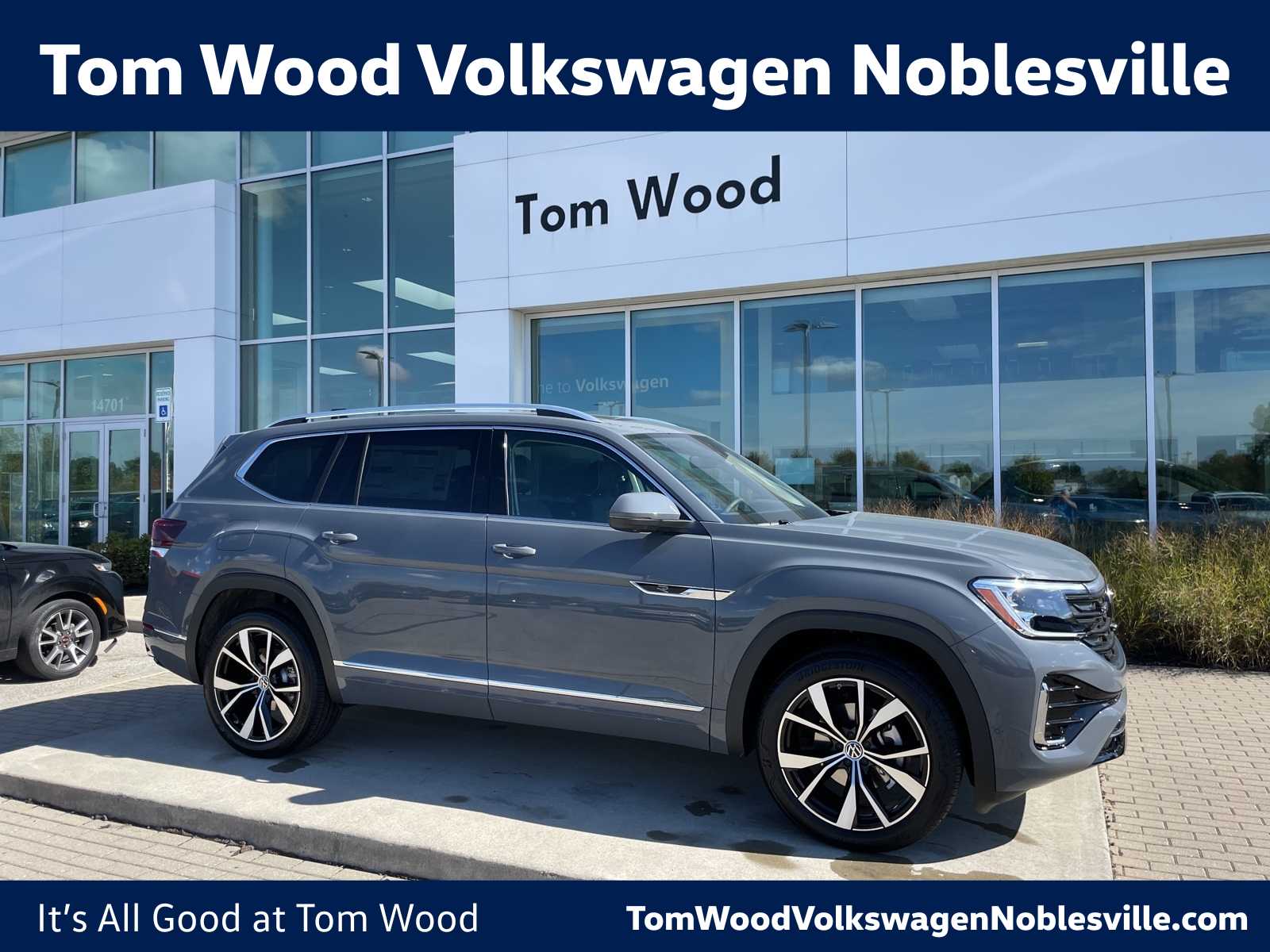 2026 Volkswagen Atlas SEL Premium R-Line's photo