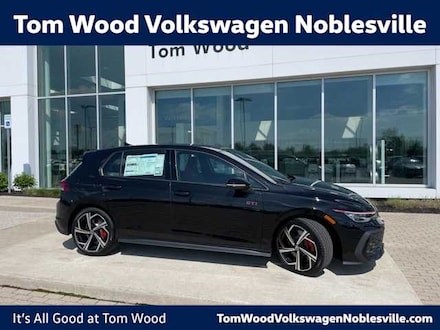 2025 Volkswagen Golf GTI SE 2.0T DSG