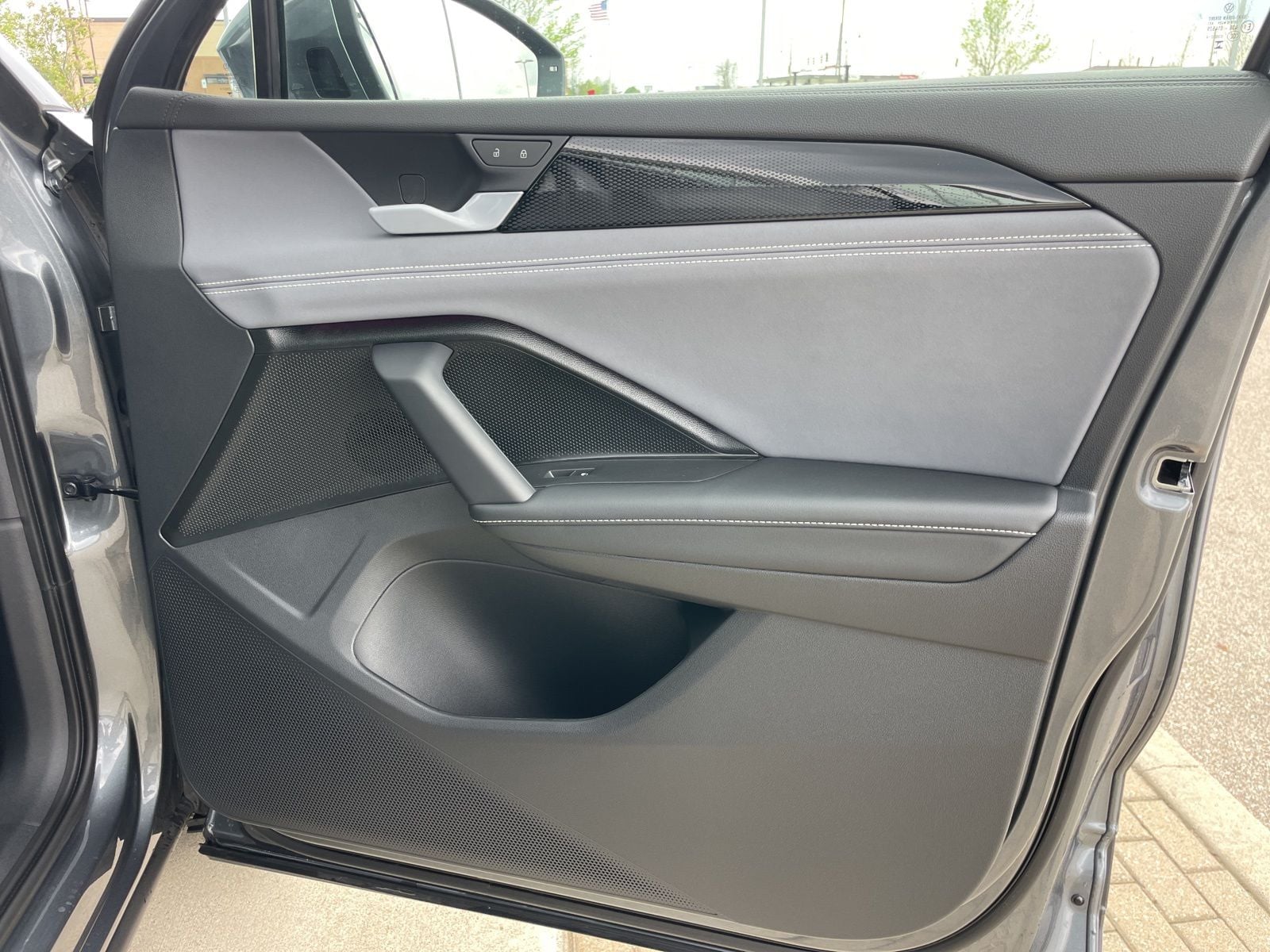 2026 Volkswagen Tiguan SE - Photo 61