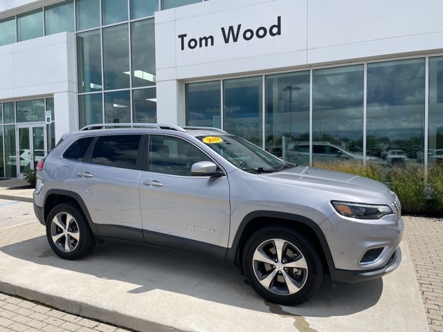 Used 2019 Jeep Cherokee Limited with VIN 1C4PJMDX4KD102410 for sale in Noblesville, IN