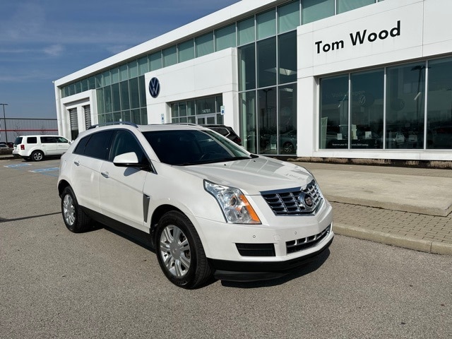 Used 2015 Cadillac SRX Luxury Collection with VIN 3GYFNBE35FS586670 for sale in Noblesville, IN