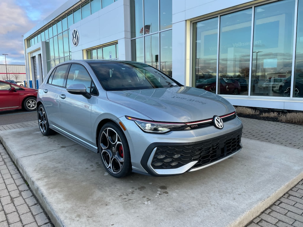New 2026 Volkswagen Golf GTI Autobahn 2.0T DSG