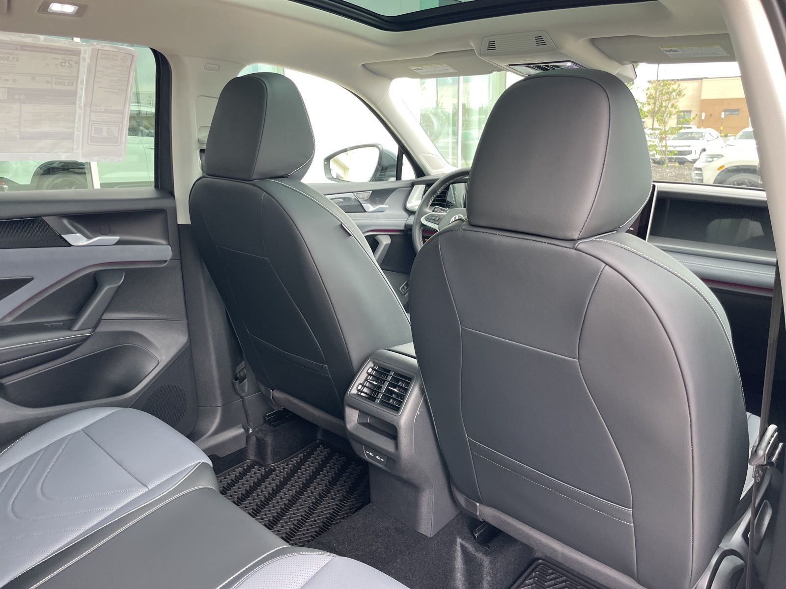 2026 Volkswagen Tiguan SE - Photo 59