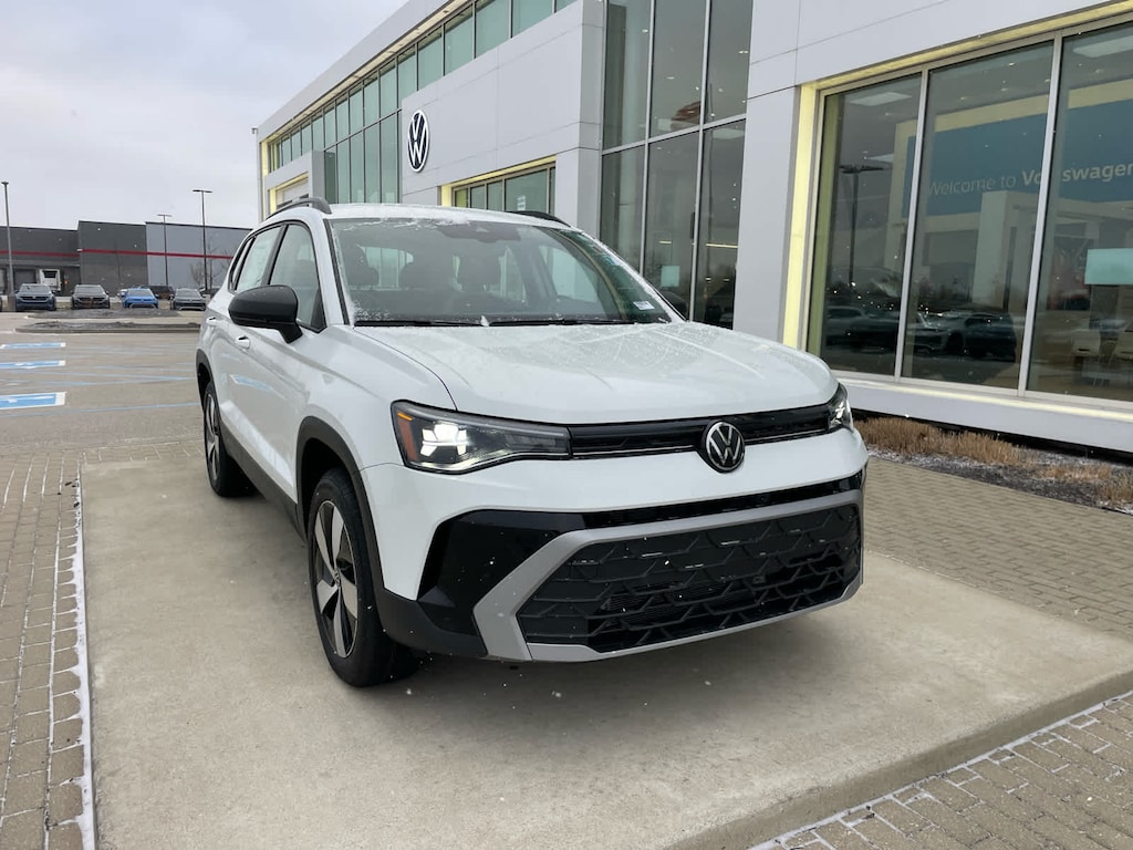 New 2026 Volkswagen Taos S 4MOTION