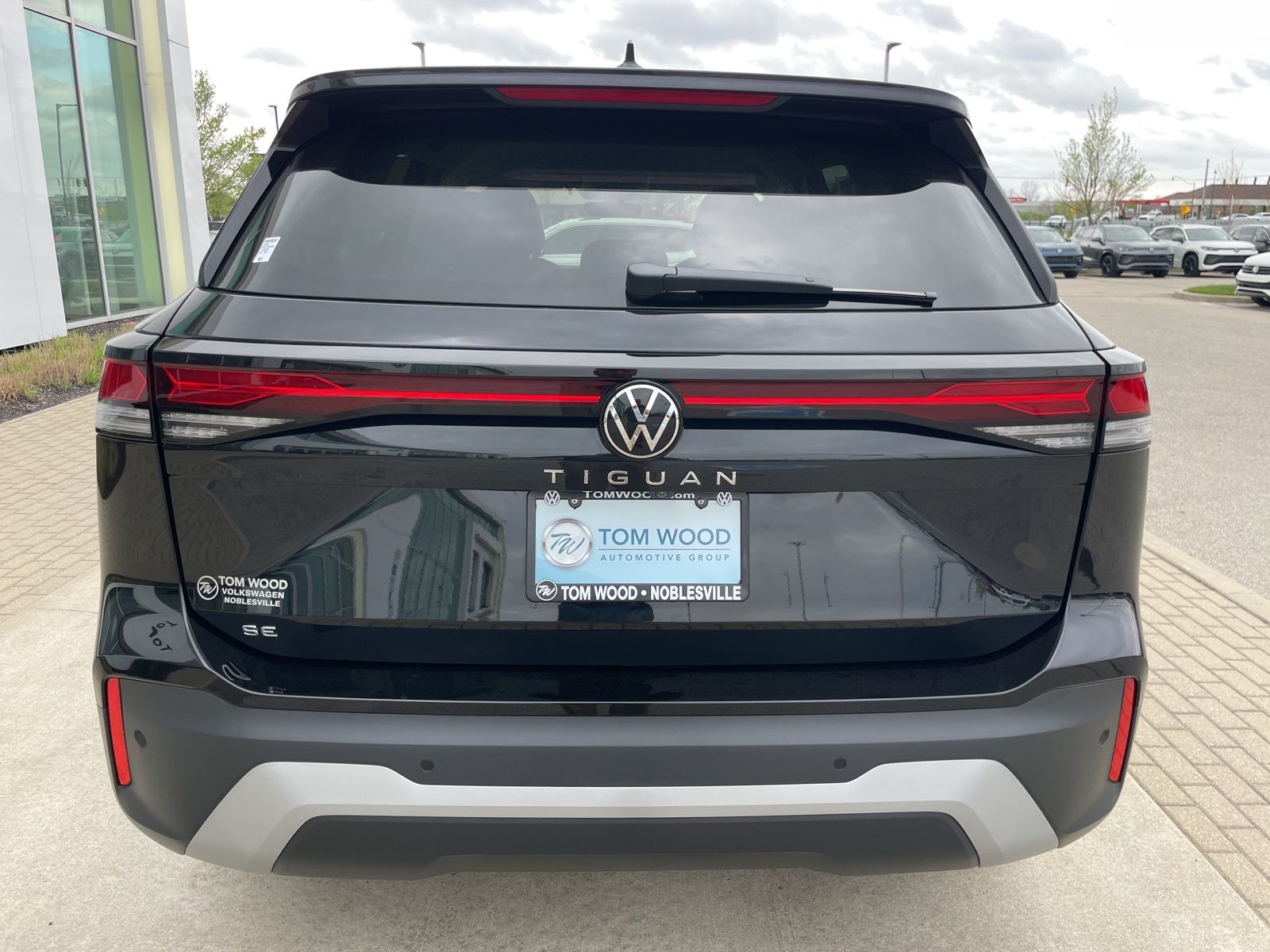2026 Volkswagen Tiguan SE - Photo 30