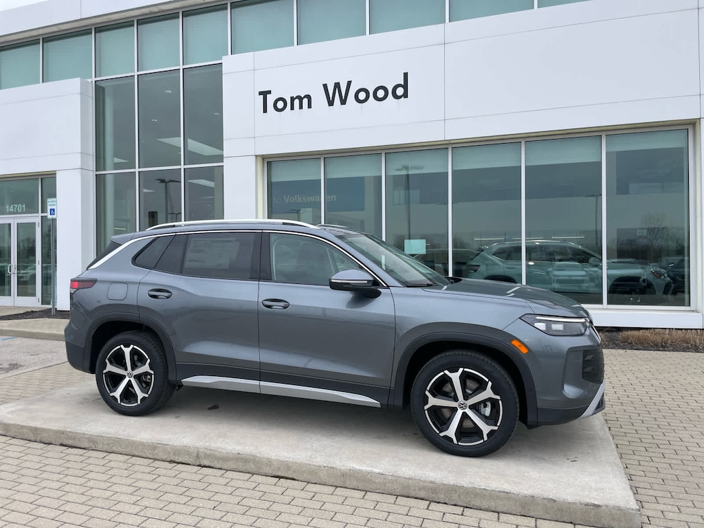 New 2026 Volkswagen Tiguan 2.0T SE SUV