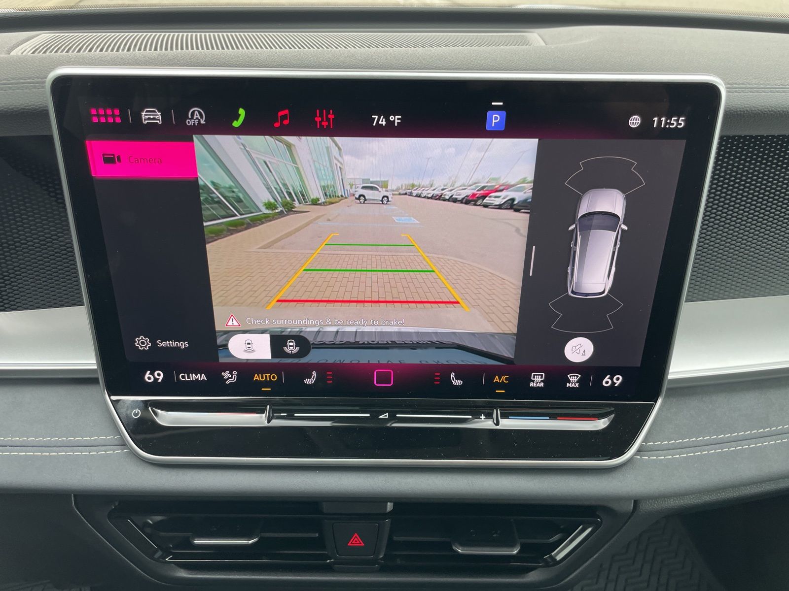 2026 Volkswagen Tiguan SE - Photo 34