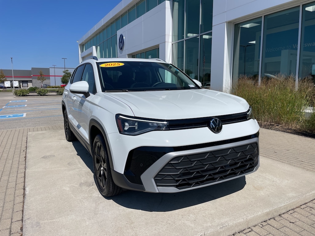 Used 2025 Volkswagen Taos 1.5T SE SUV
