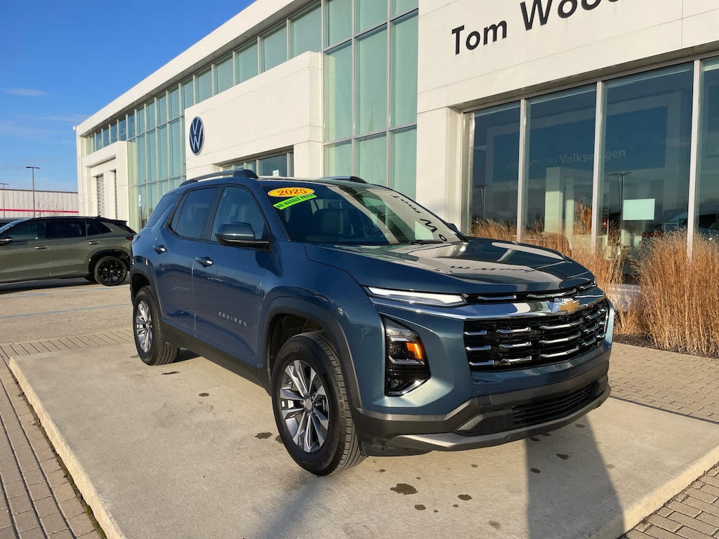Used 2025 Chevrolet Equinox AWD LT SUV