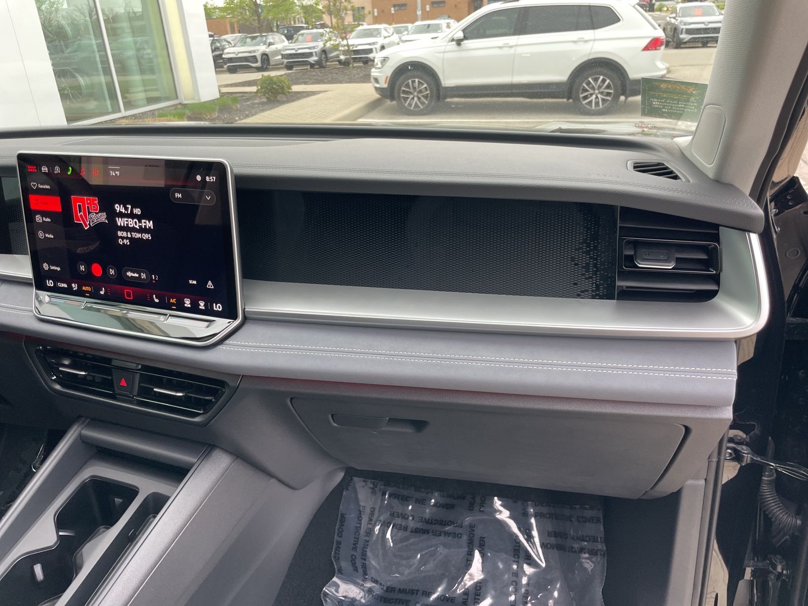 2026 Volkswagen Tiguan SE - Photo 46