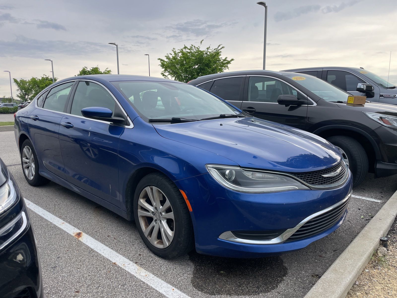 Used 2016 Chrysler 200 Limited with VIN 1C3CCCAG6GN141299 for sale in Noblesville, IN