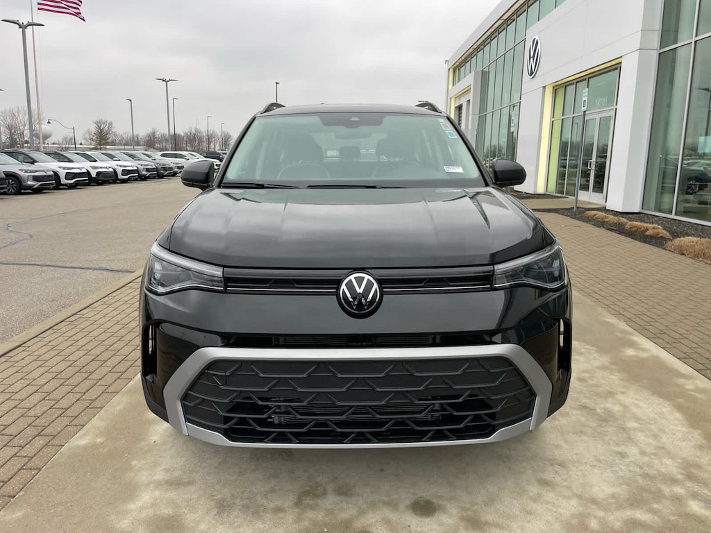 New 2026 Volkswagen Taos S 4MOTION