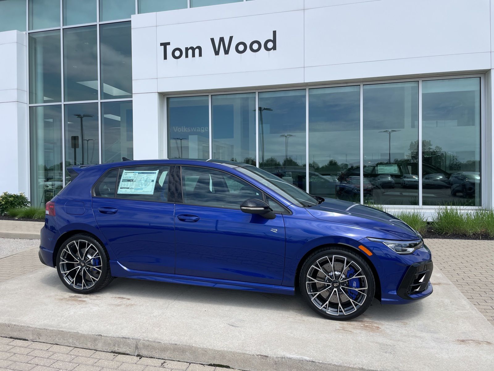 2026 Volkswagen Golf R Golf R 4-door DSG's photo