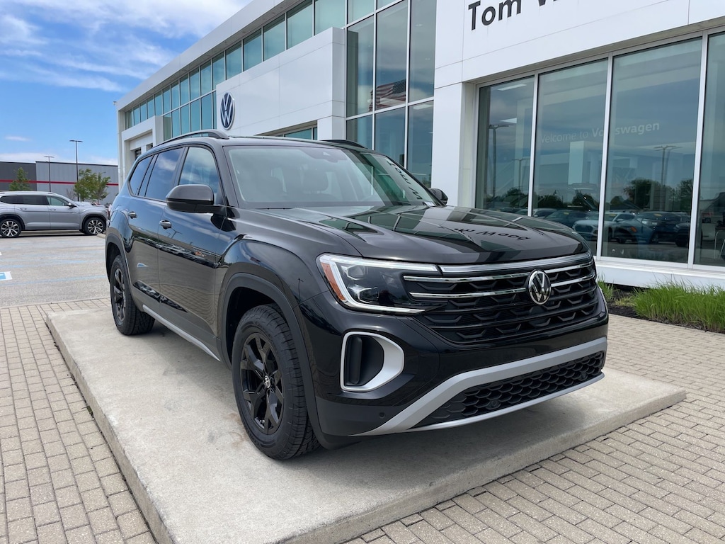 New 2026 Volkswagen Atlas 2.0T Peak Edition SUV