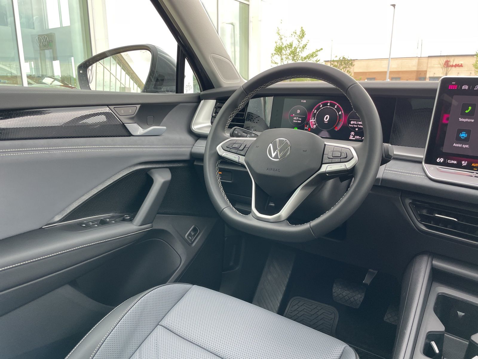 2026 Volkswagen Tiguan SE - Photo 27