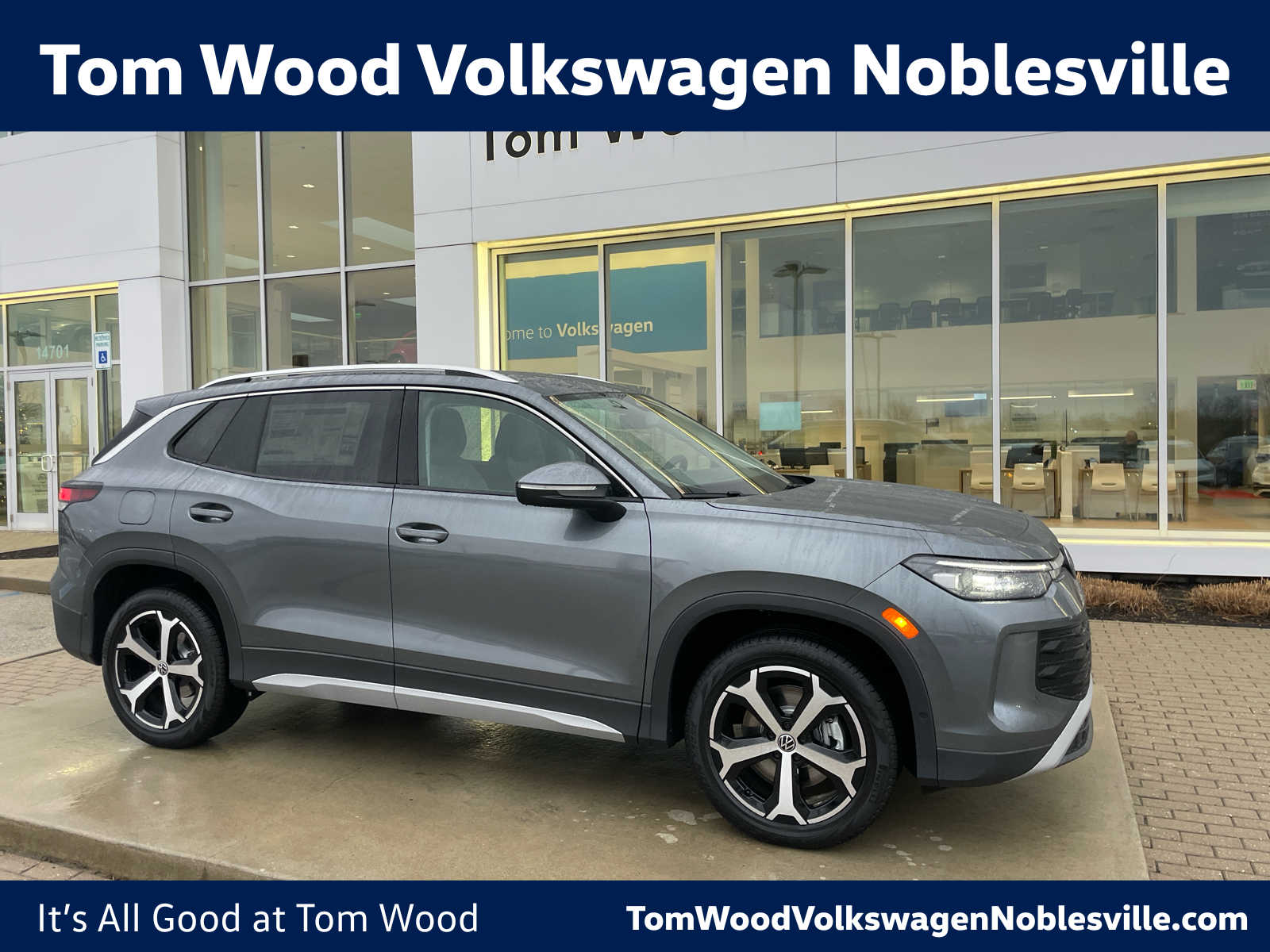 2026 Volkswagen Tiguan SE's photo