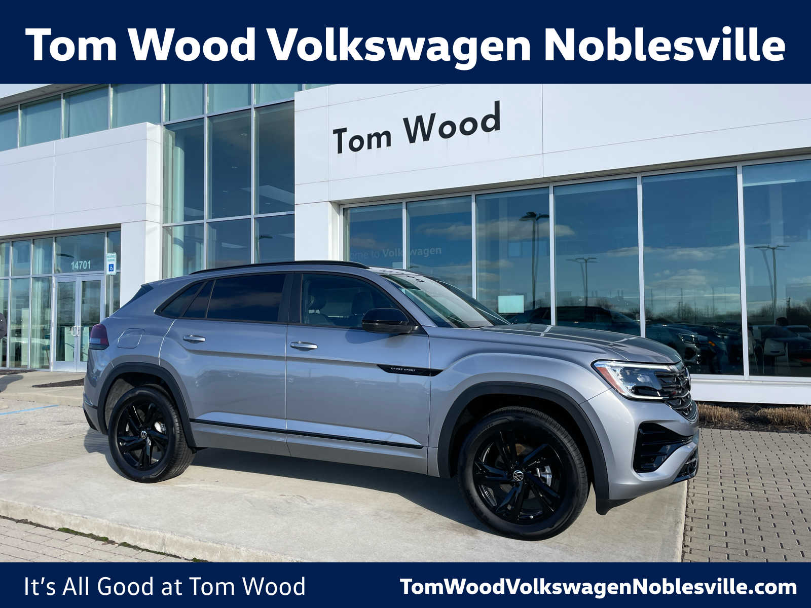 2025 Volkswagen Atlas Cross Sport SEL R-LINE's photo