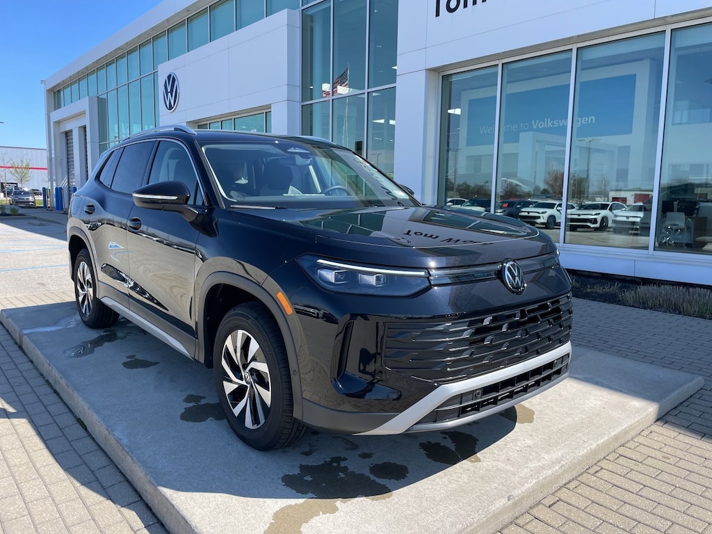 New 2026 Volkswagen Tiguan 2.0T S SUV