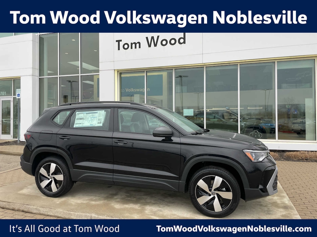 New 2026 Volkswagen Taos S 4MOTION