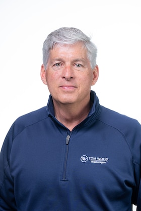 Staff member Tom Linnen from 397d648841ef