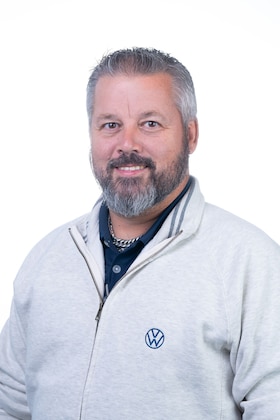 Staff member Damien Richardson from 143c6342820e