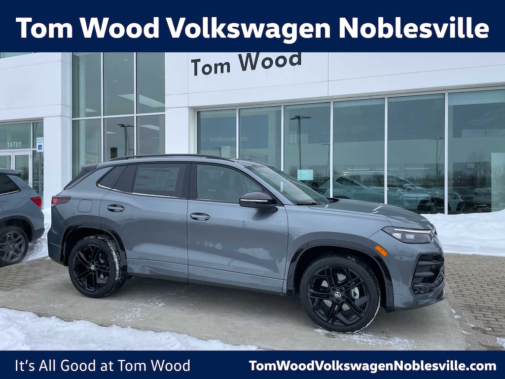 New 2026 Volkswagen Tiguan SE R-Line Black 4MOTION