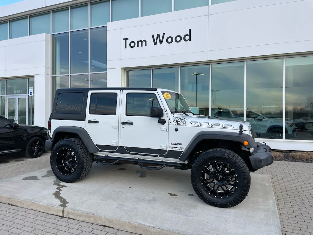 Used 2017 Jeep Wrangler JK Unlimited Sport SUV