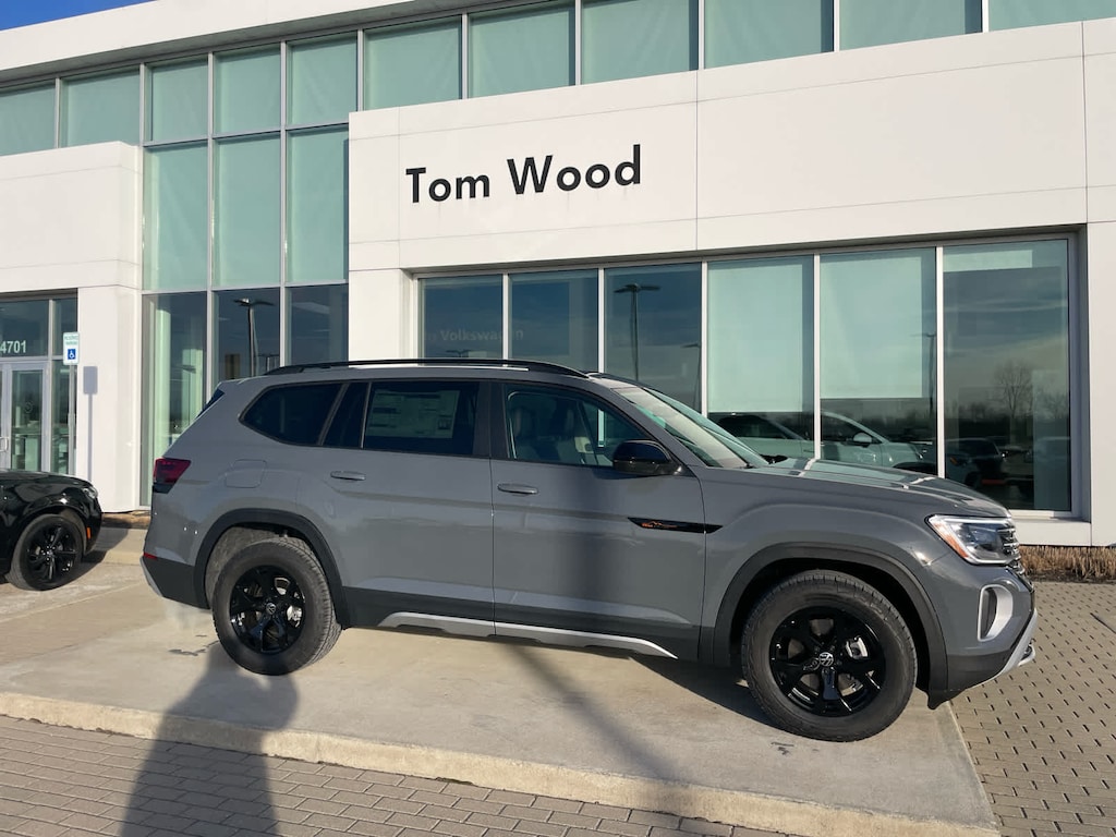 New 2026 Volkswagen Atlas 2.0T Peak Edition 4MOTION