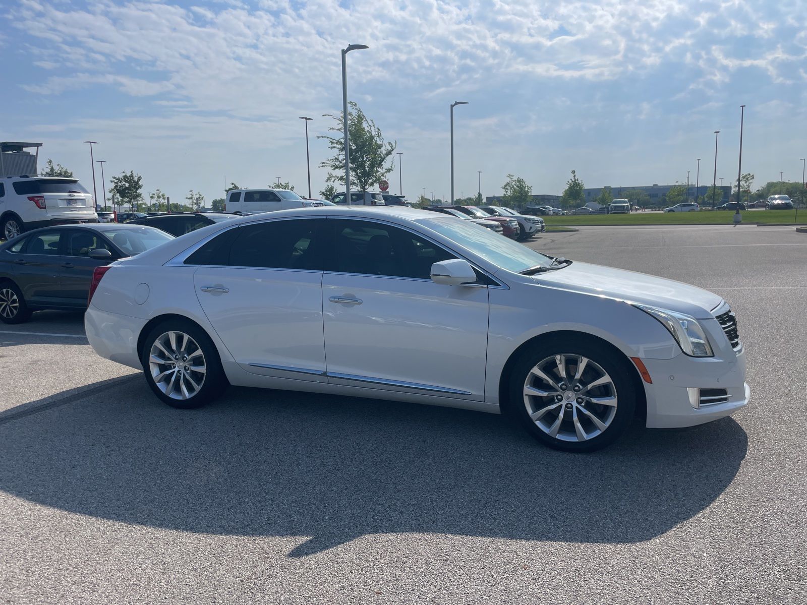 2017 Cadillac XTS 3.6L FWD Luxury's photo