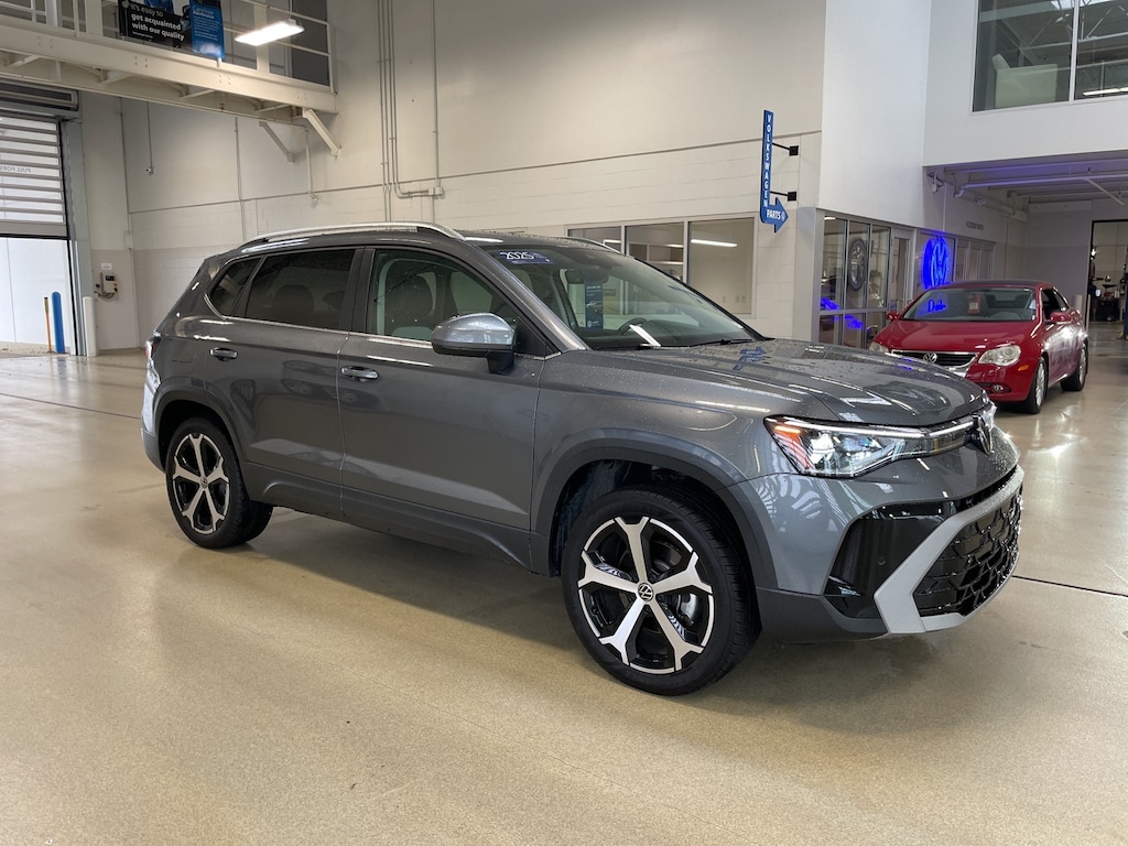 Certified 2025 Volkswagen Taos 1.5T SEL SUV