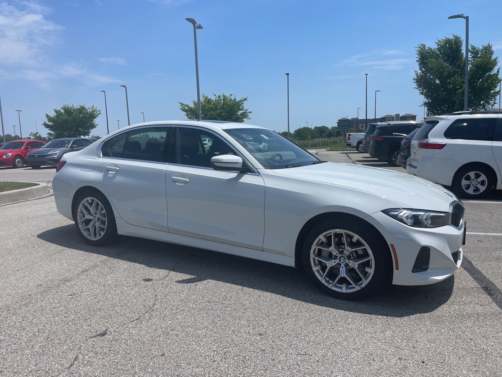 2025 BMW 3 Series 330i xDrive Sedan's photo