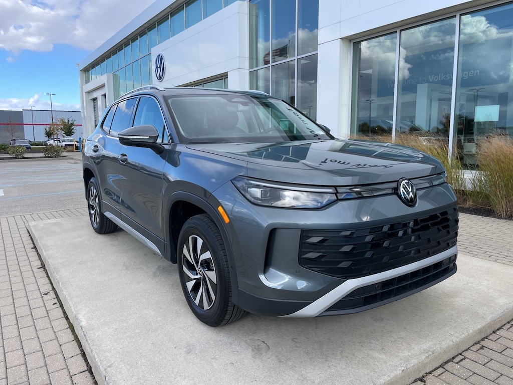 New 2026 Volkswagen Tiguan S 2.0T 4MOTION