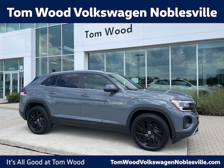 2025 Volkswagen Atlas Cross Sport 2.0T SE w/Technology SUV