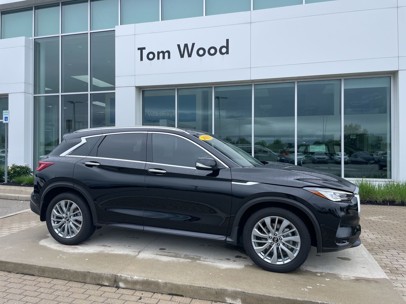 2023 INFINITI QX50 Luxe AWD's photo