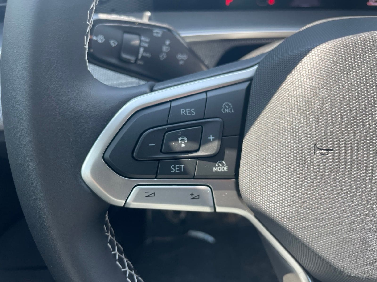 2026 Volkswagen Tiguan S - Photo 27