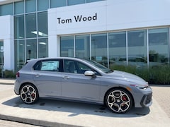 2025 Volkswagen Golf GTI Autobahn 2.0T DSG