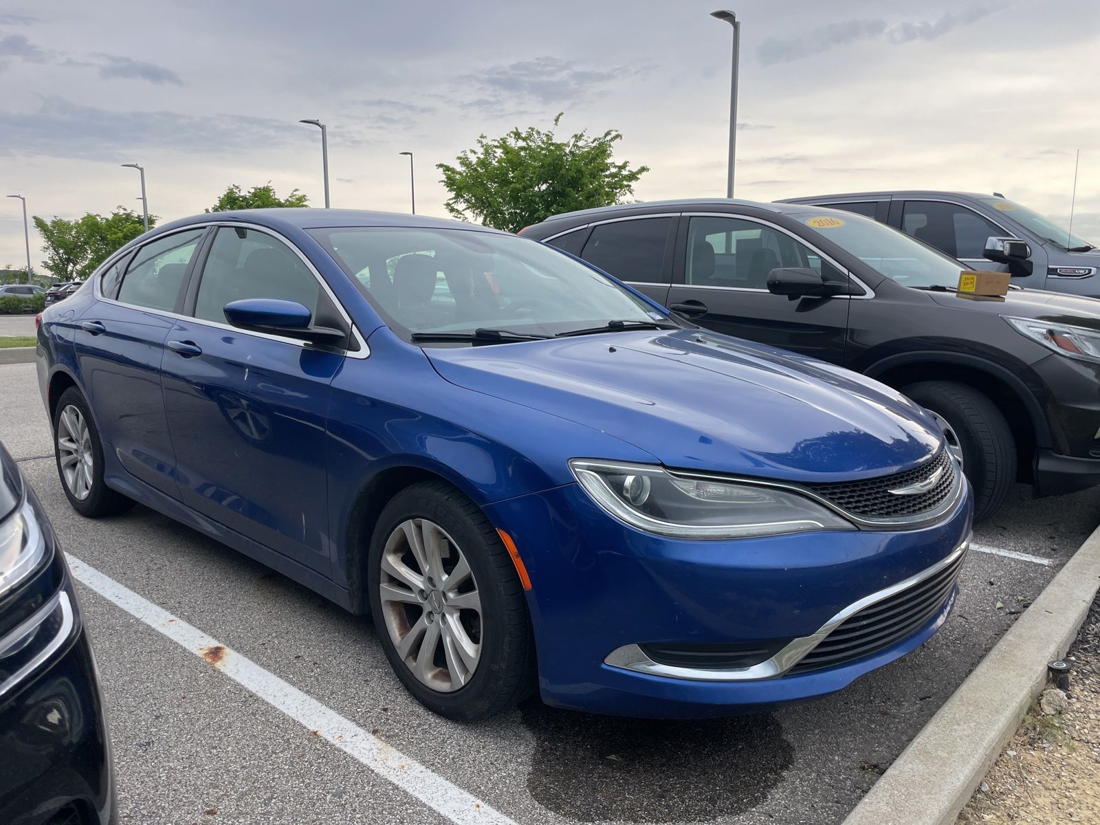 2016 Chrysler 200 Limited's photo