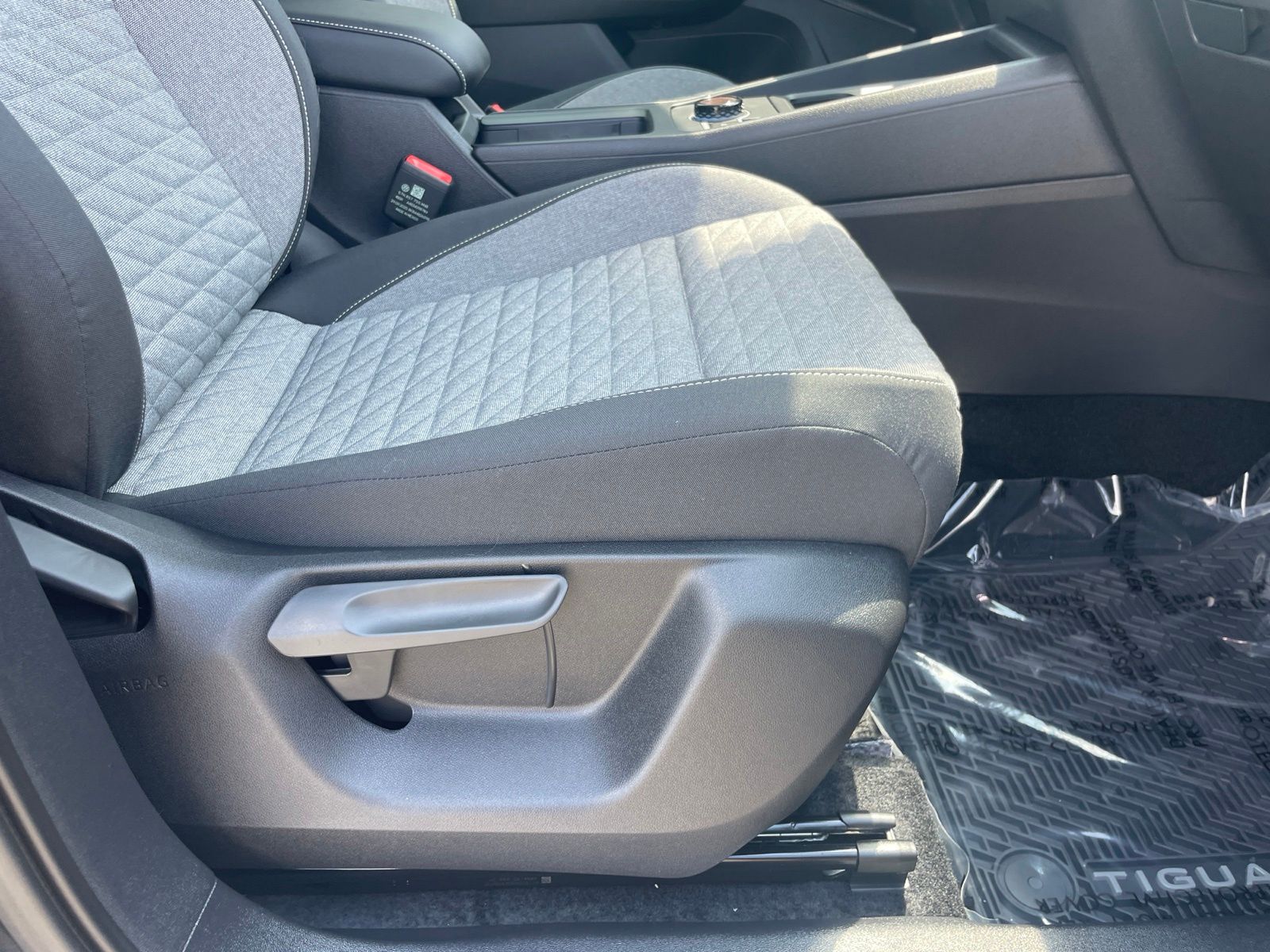 2026 Volkswagen Tiguan S - Photo 61