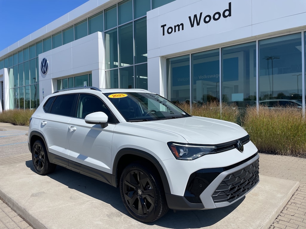 Used 2025 Volkswagen Taos 1.5T SE SUV