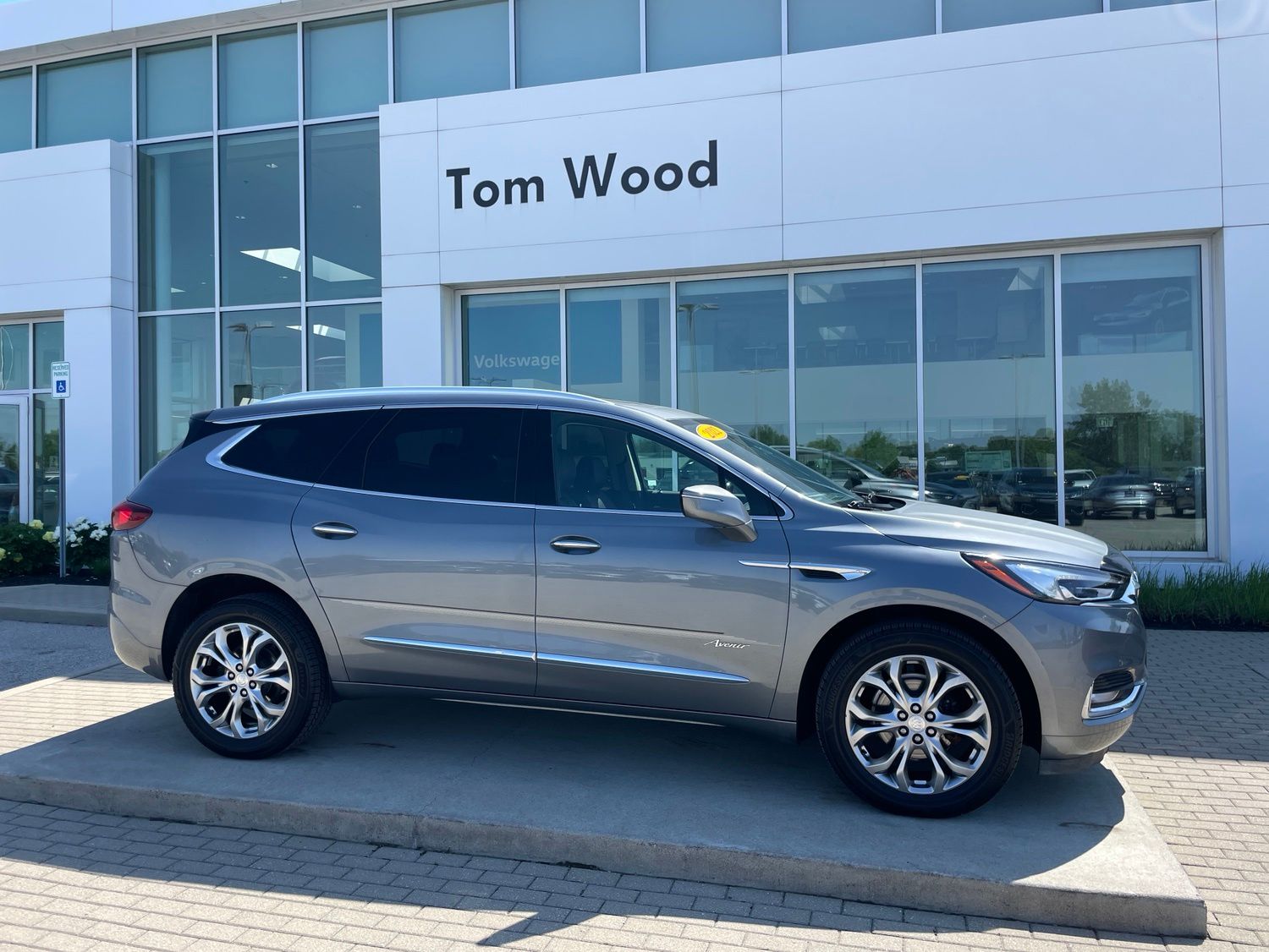 2021 Buick Enclave Avenir AWD's photo