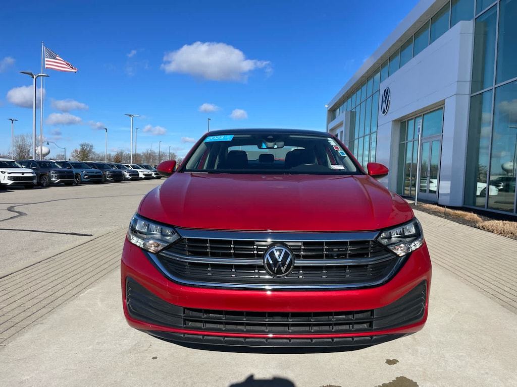 Certified 2023 Volkswagen Jetta SE Sedan