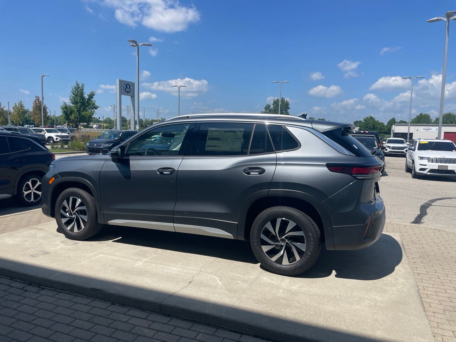 2026 Volkswagen Tiguan S - Photo 9