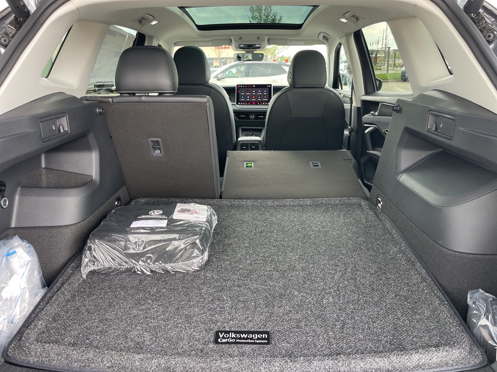 2026 Volkswagen Tiguan SE - Photo 54