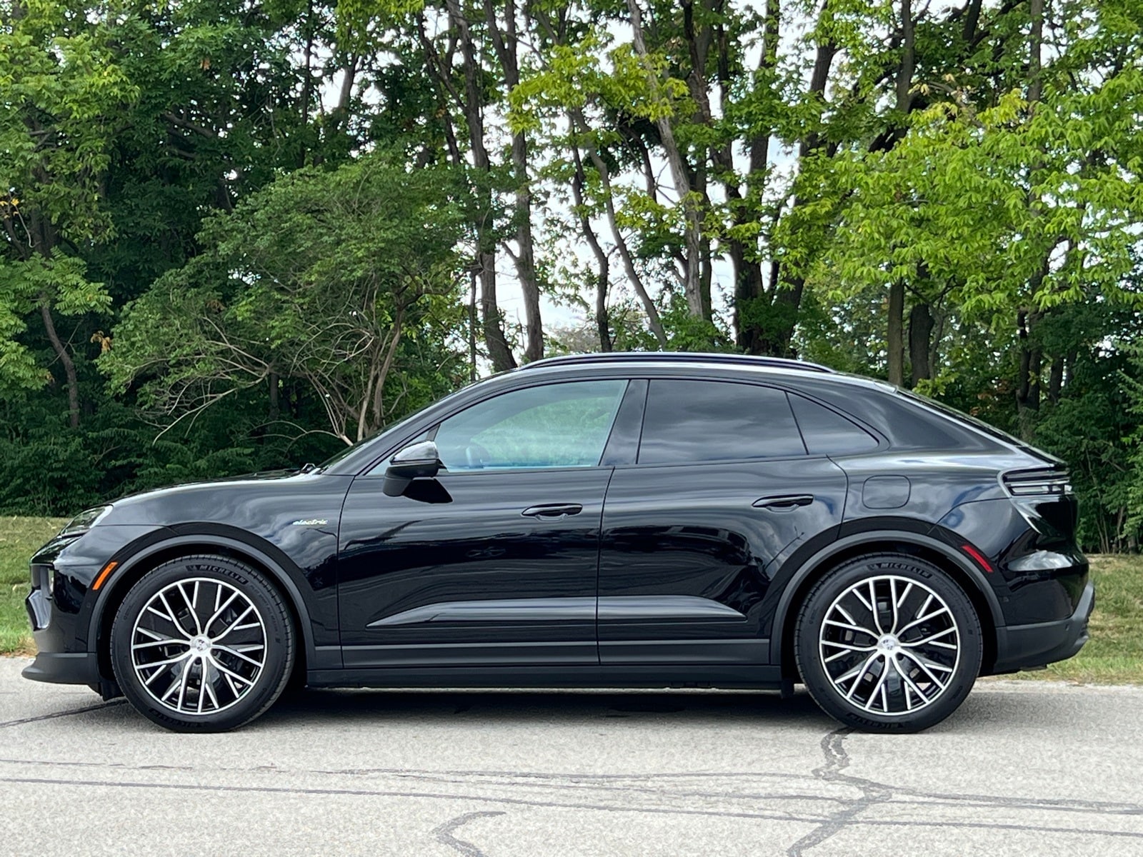 Certified 2025 Porsche Macan Base with VIN WP1AD2XA8SL075416 for sale in Indianapolis, IN