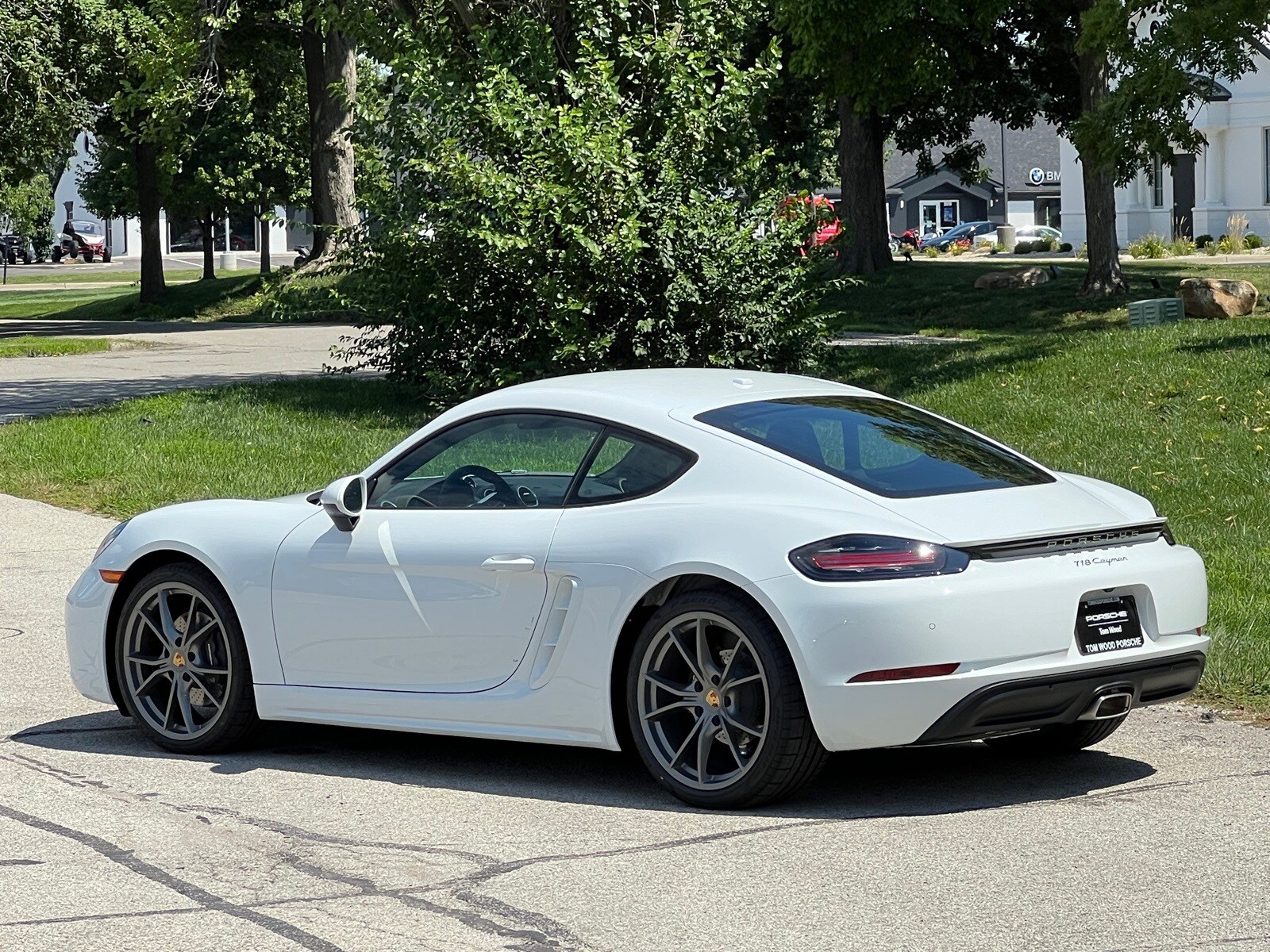 2025 Porsche Cayman S photo 3
