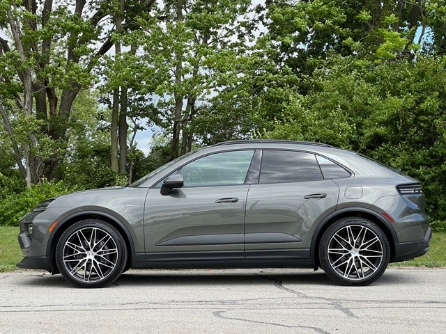 Certified 2024 Porsche Macan Base with VIN WP1AA2XA3RL000500 for sale in Indianapolis, IN