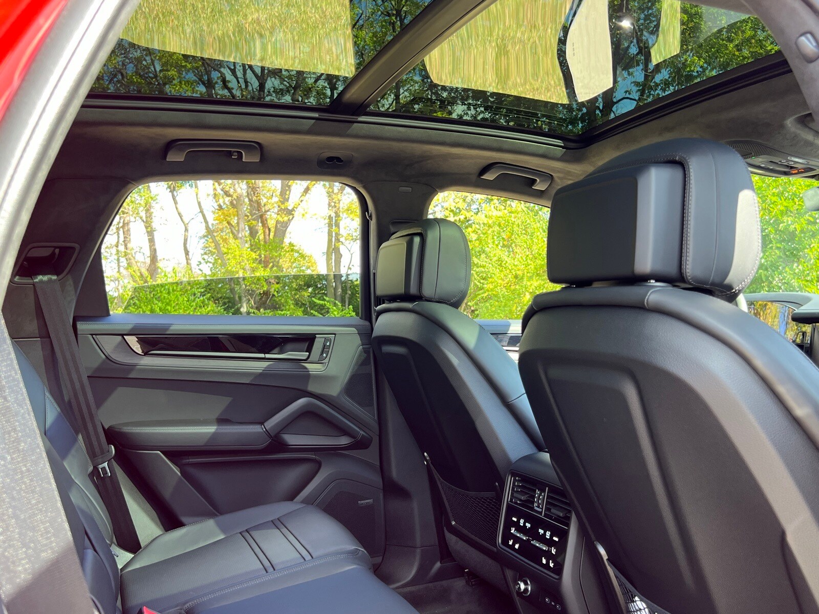 2026 Porsche Cayenne GTS - Photo 23