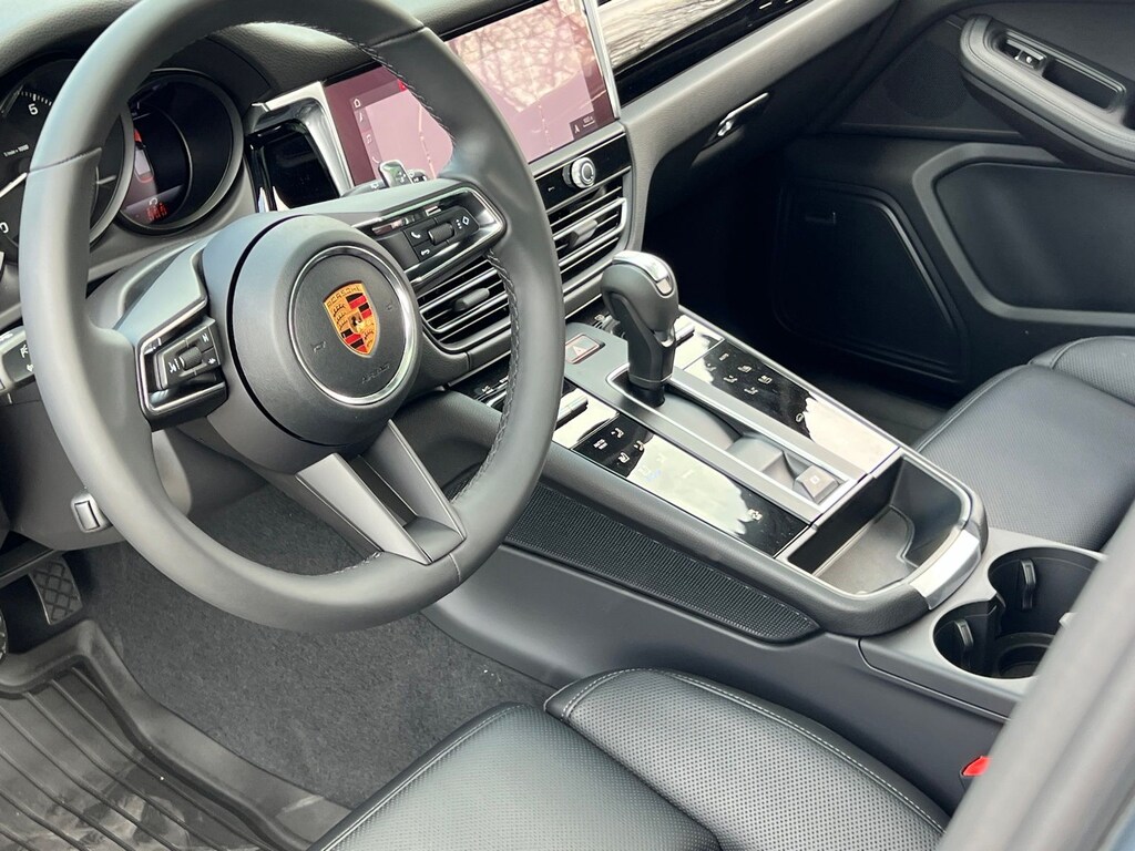 New 2026 Porsche Macan SUV